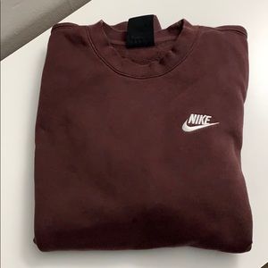 Nike club crew neck